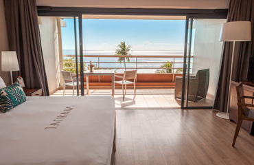 Ocean View Room with Hot tub 2