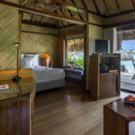 End of Pontoon Overwater Bungalow 4