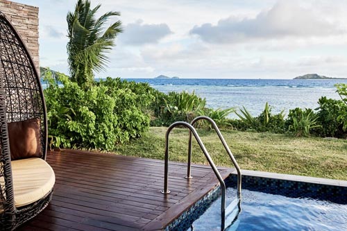 Click for Tokoriki Beachfront Retreat images