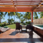 Beachfront Pool Bure 1