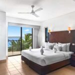 Deluxe Ocean View Penthouse Suite (2 Level Apartment) 1
