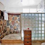 Beachfront Suite 2