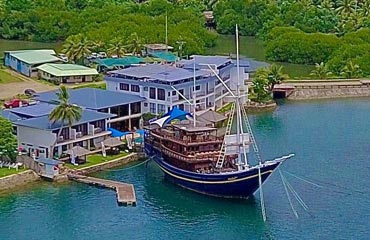 Manta Ray Bay Resort & Yap Divers