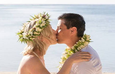 Etu Moana Beach Villas Weddings