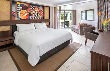 Click for Yanuca Lagoon Grand Deluxe images