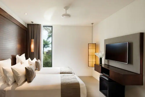 Beachfront Guestroom 1