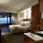 1 Bedroom Beachfront w/Kitchenette & Laundry 3