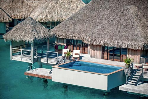 One-Bedroom Beach Front Suite Villa with Pool 2