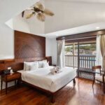 Deluxe Waterfront 2 Bedroom Villa 6