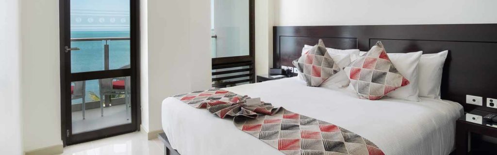 One-bedroom Beachfront Suite at the Ramada Wailoaloa