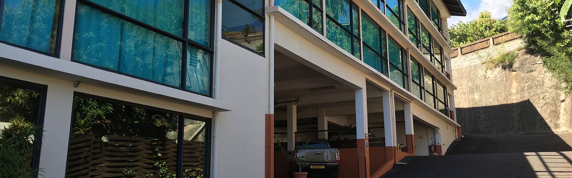 Tahiti Airport Motel