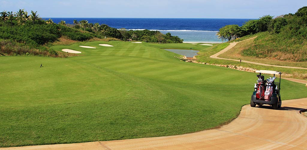 Golf cart InterContinental Fiji