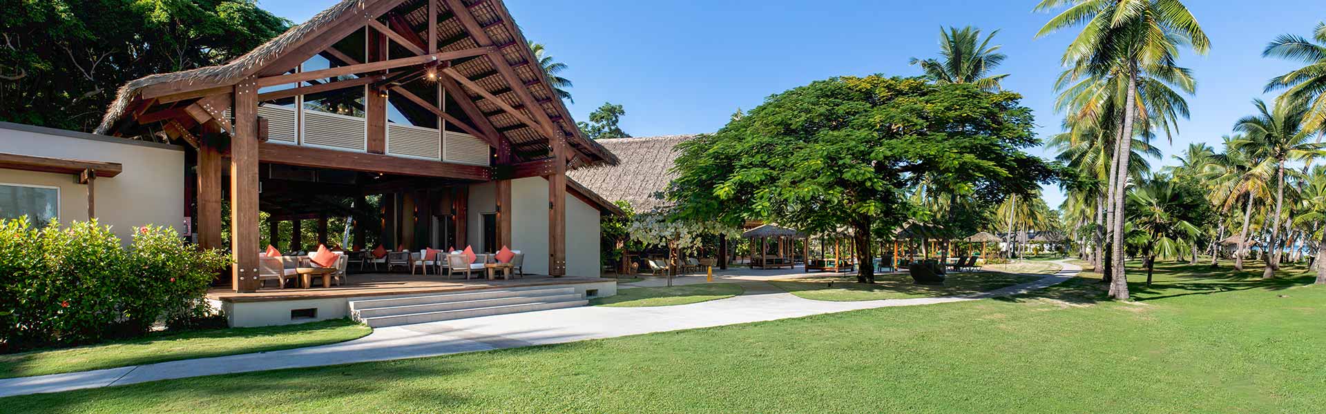 Lomani Island Resort Banner Image