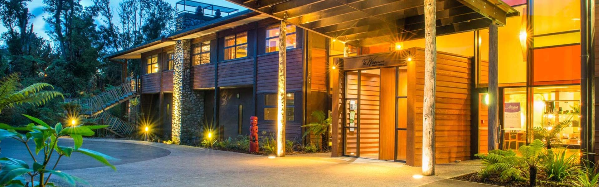 Te Waonui Forest Retreat