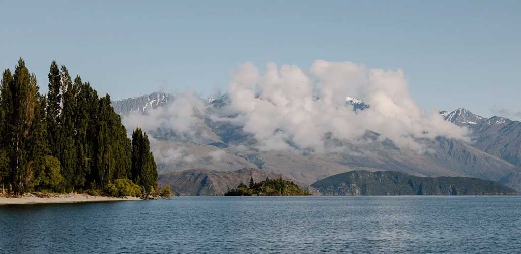 The Lake Wanaka near Edgewater Hotel Wanaka