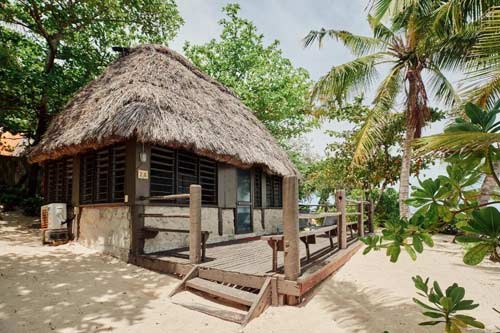 Beachfront King Room 3