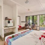 Oceanfront Family Bure