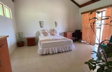 Luxury Self-Contained Apartments 4