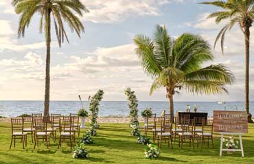 Crowne Plaza Fiji Nadi Bay Resort & Spa Holiday Packages