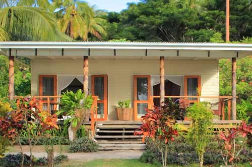 Deluxe Oceanfront 2 Bedroom Bure