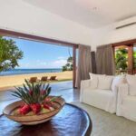 Deluxe Beachfront Villas 6