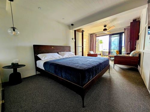 Click for Deluxe Executive One Bedroom images