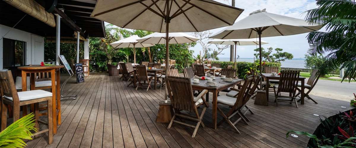 Seaview Lodge – 7 Nights Stay w/ Flights, Tours & More!