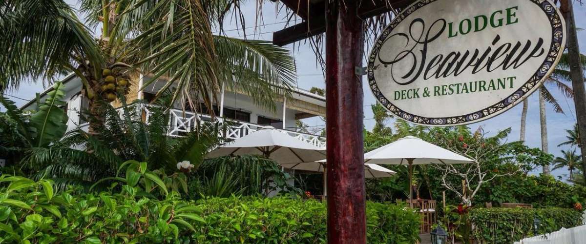 Seaview Lodge – 7 Nights Stay w/ Flights, Tours & More!