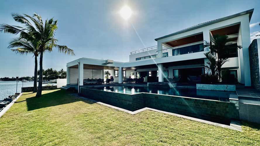 Short Getaway w/ 3 Nights Stay + Complimentary Transfers & More!