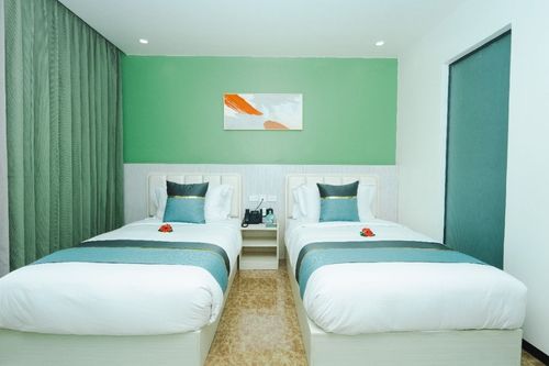 Click for Garden Twin Room images